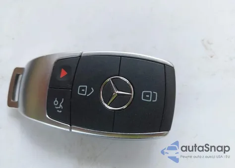 2019 Mercedes-Benz C 300 from USA, damaged, VIN 55SWF8DB6KU287544